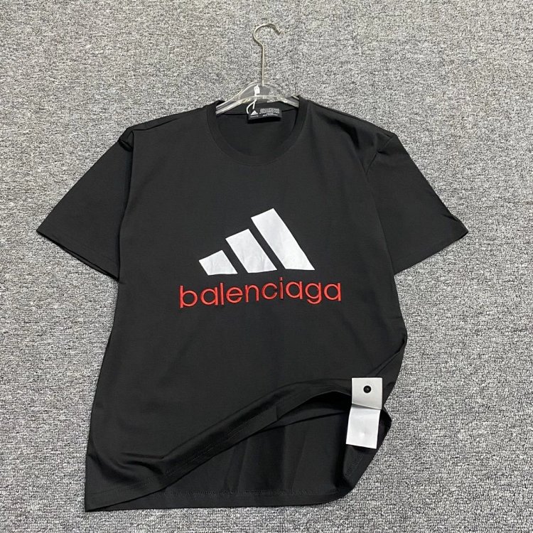 Balenciaga Adidas Joint Short Sleeve Fashion Show with Large Logo | Suuperbuy Spreadsheet