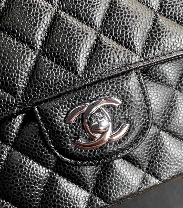 Chanel genuine leather women's bag with diamond grid chain shoulder crossbody bag | Suuperbuy Spread
