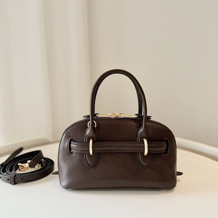 Miumiu handbag shoulder bag crossbody bag women's bag shell bag | Suuperbuy Spreadsheet