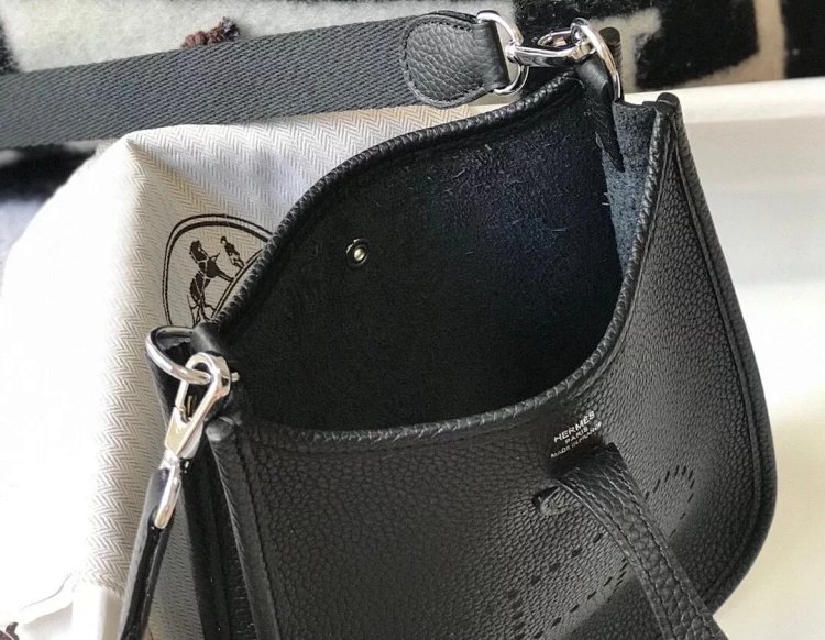 Hermes mini calf leather hollow shoulder crossbody buckle women's bag | Suuperbuy Spreadsheet