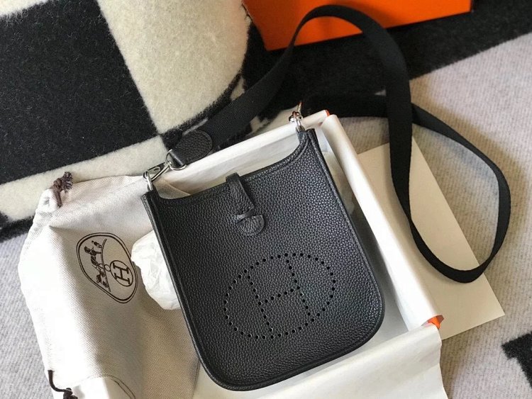 Hermes mini calf leather hollow shoulder crossbody buckle women's bag | Suuperbuy Spreadsheet