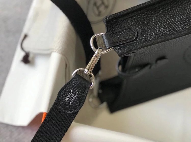 Hermes mini calf leather hollow shoulder crossbody buckle women's bag | Suuperbuy Spreadsheet
