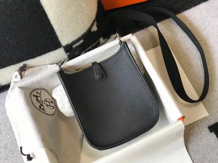 Hermes mini calf leather hollow shoulder crossbody buckle women's bag | Suuperbuy Spreadsheet