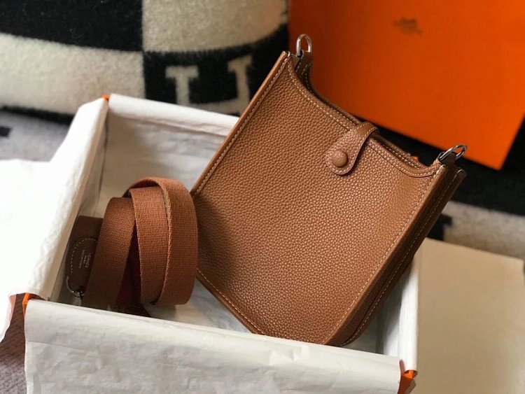 Hermes mini calf leather hollow shoulder crossbody buckle women's bag | Suuperbuy Spreadsheet