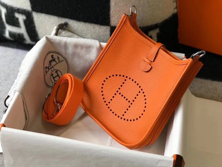 Hermes mini calf leather hollow shoulder crossbody buckle women's bag | Suuperbuy Spreadsheet