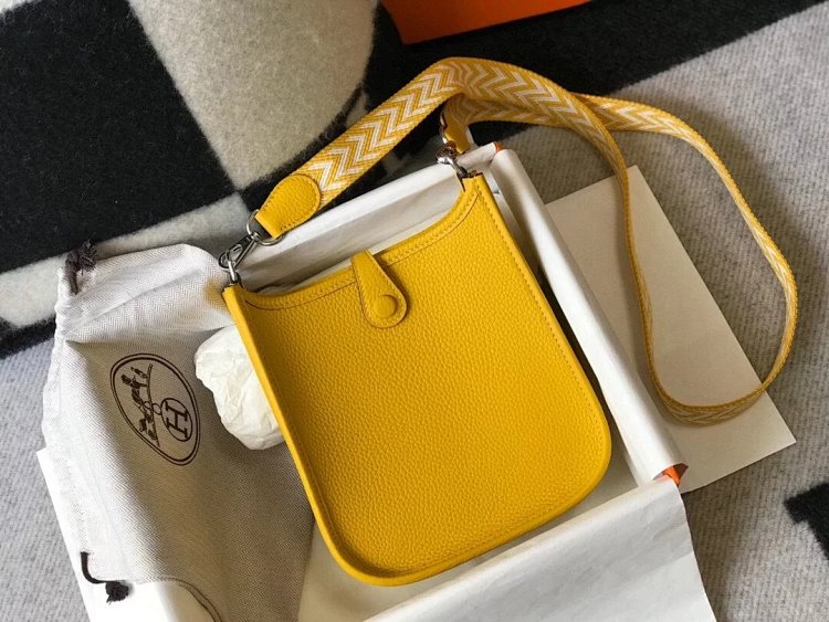 Hermes mini calf leather hollow shoulder crossbody buckle women's bag | Suuperbuy Spreadsheet