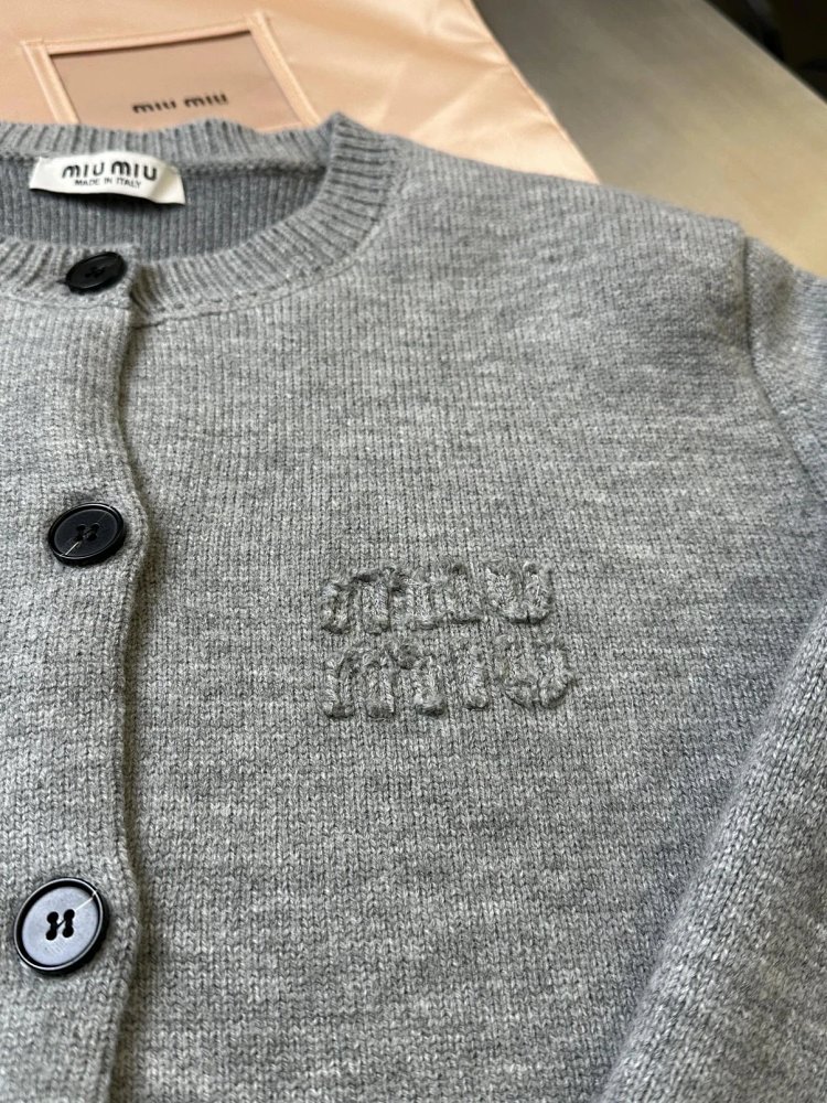 Miumiu Knitted Cardigan Trendy Sweater | Suuperbuy Spreadsheet