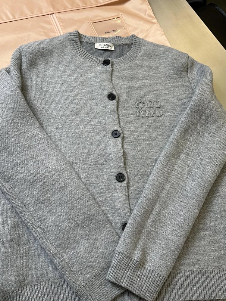 Miumiu Knitted Cardigan Trendy Sweater | Suuperbuy Spreadsheet