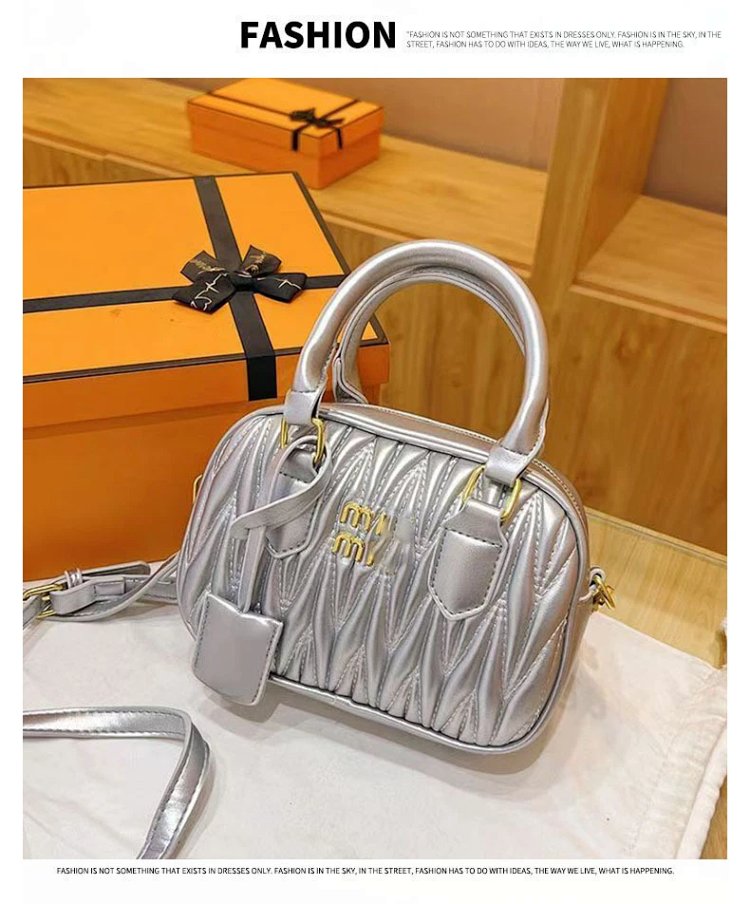 miumiu  Retro leather crossbody bag | Suuperbuy Spreadsheet