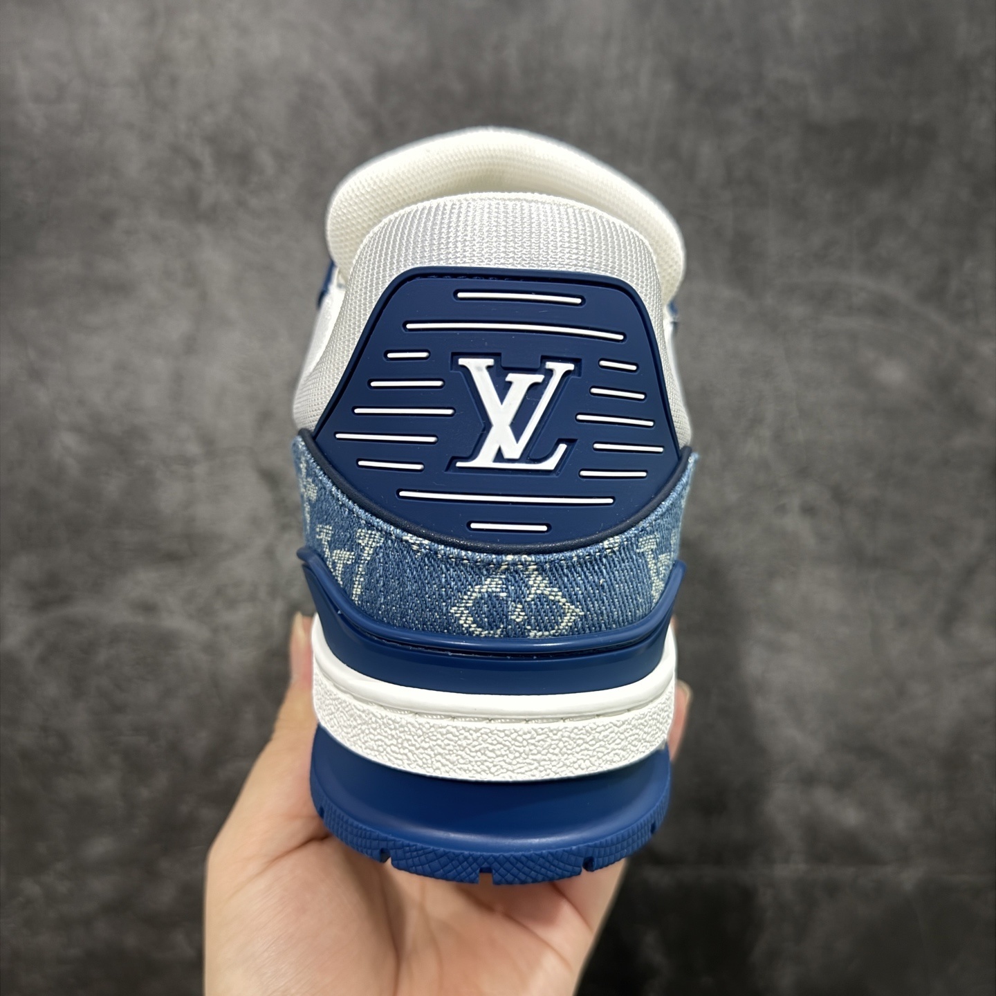 Louis Vuitton  Trainer Sneaker T538001 | Suuperbuy Spreadsheet