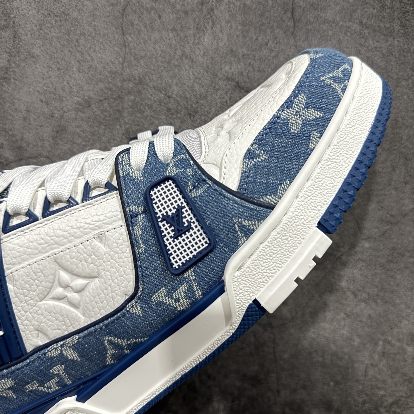 Louis Vuitton  Trainer Sneaker T538001 | Suuperbuy Spreadsheet