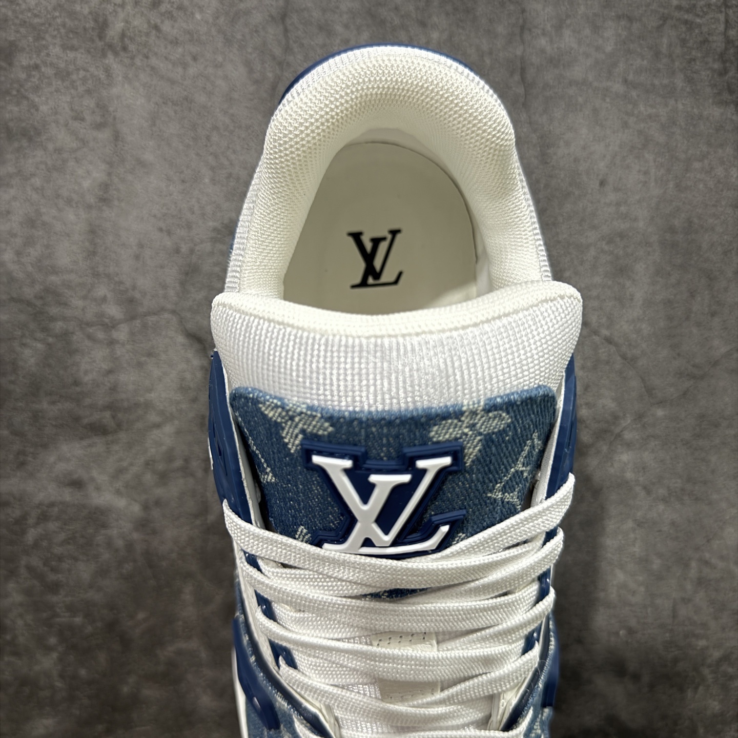 Louis Vuitton  Trainer Sneaker T538001 | Suuperbuy Spreadsheet
