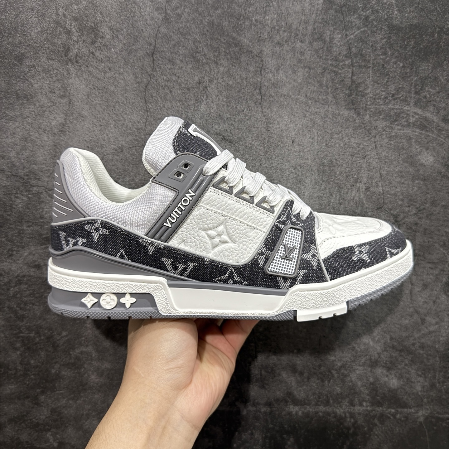 Louis Vuitton  Trainer Sneaker T538003 | Suuperbuy Spreadsheet