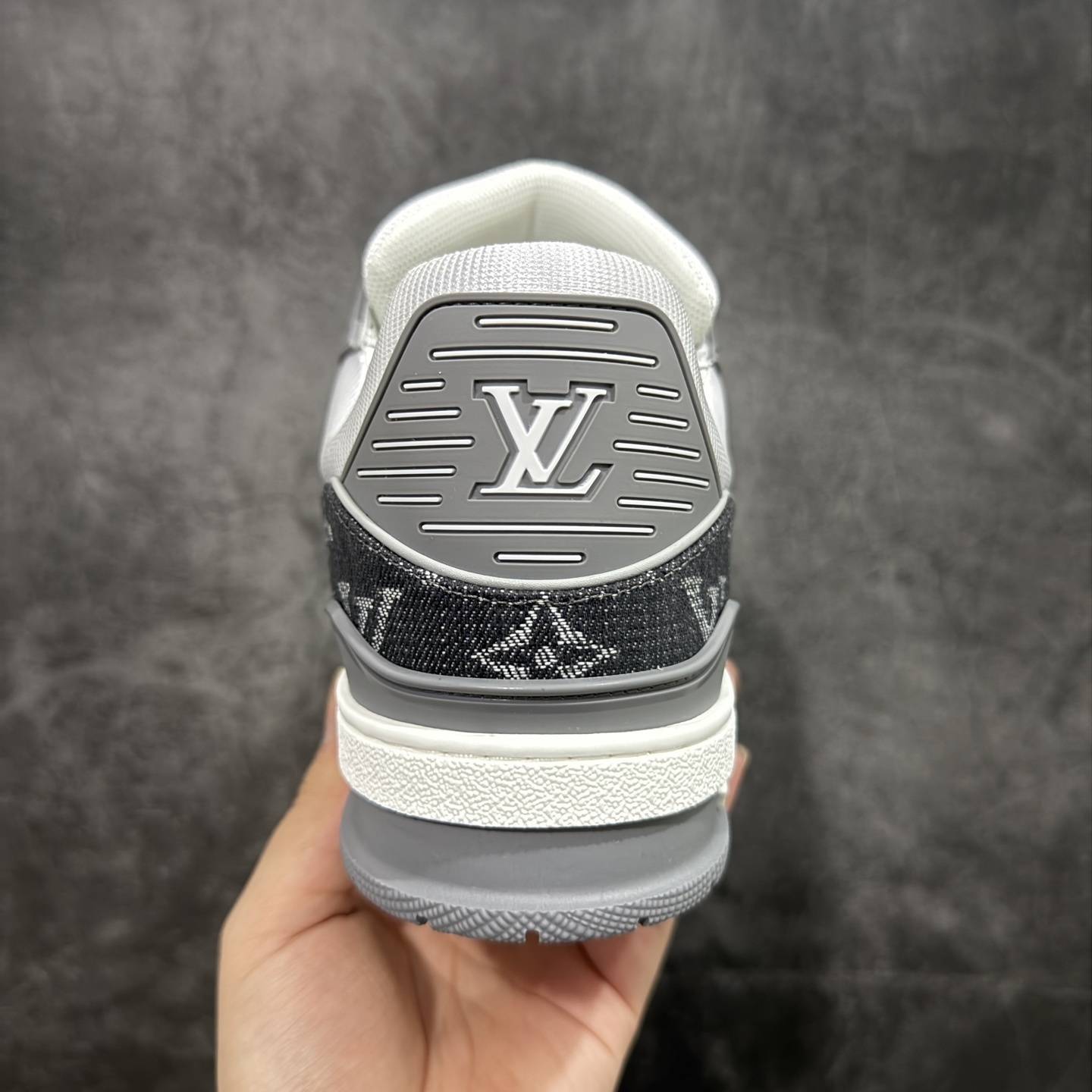 Louis Vuitton  Trainer Sneaker T538003 | Suuperbuy Spreadsheet
