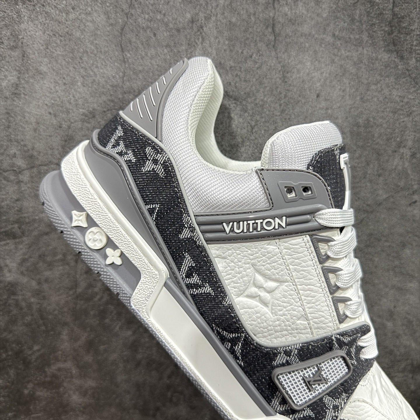 Louis Vuitton  Trainer Sneaker T538003 | Suuperbuy Spreadsheet