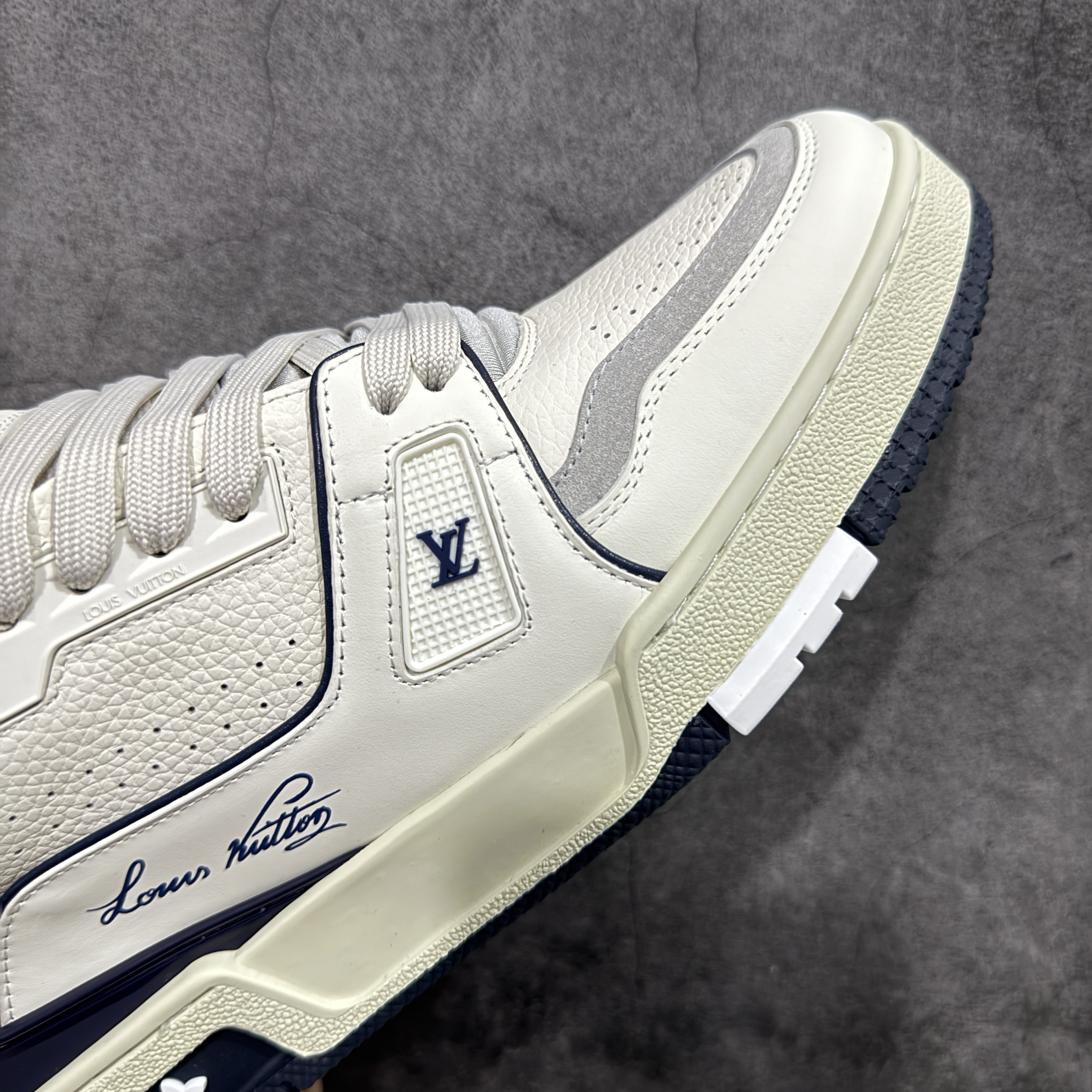 Louis Vuitton  Trainer Sneaker T538006 | Suuperbuy Spreadsheet