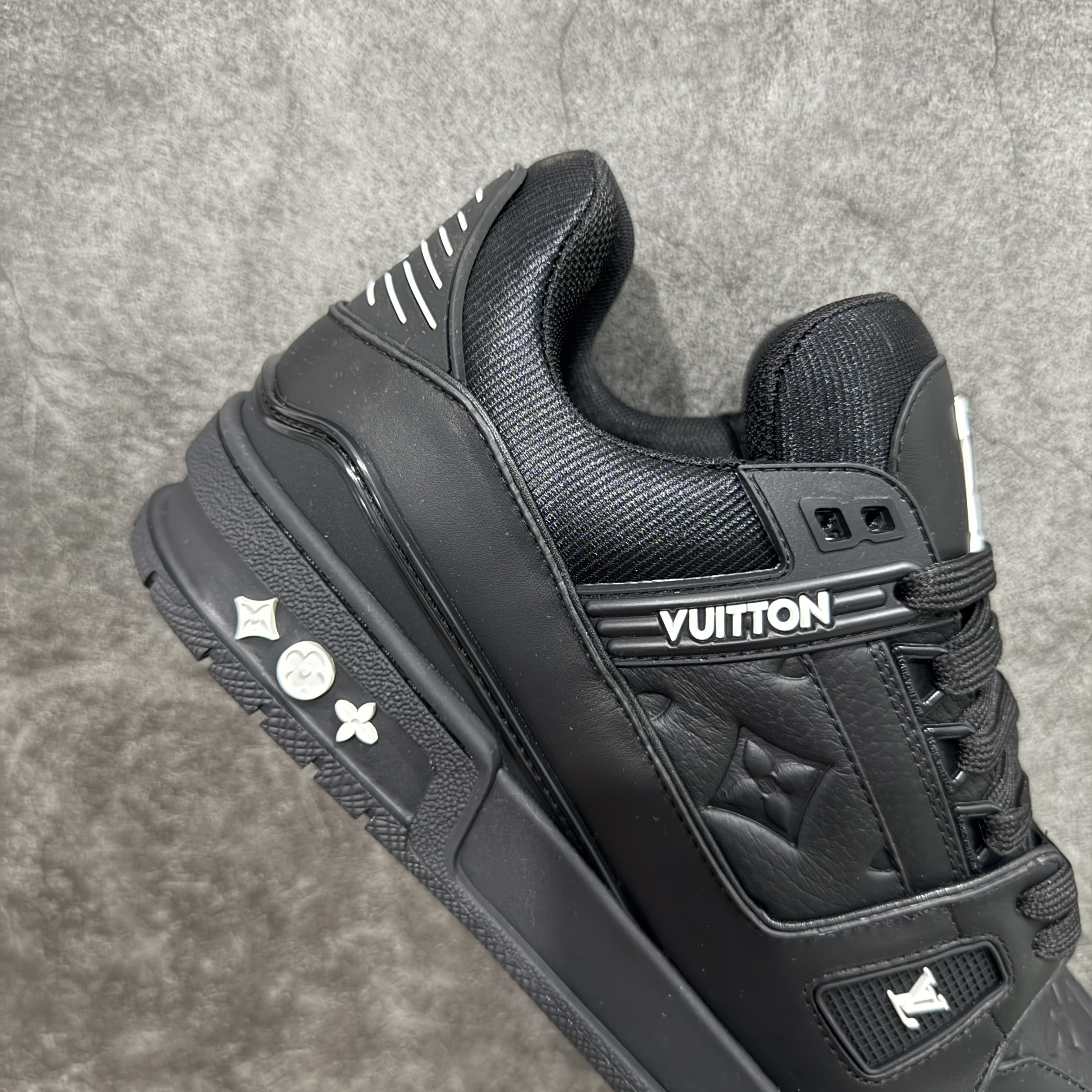Louis Vuitton  Trainer Sneaker T538007 | Suuperbuy Spreadsheet