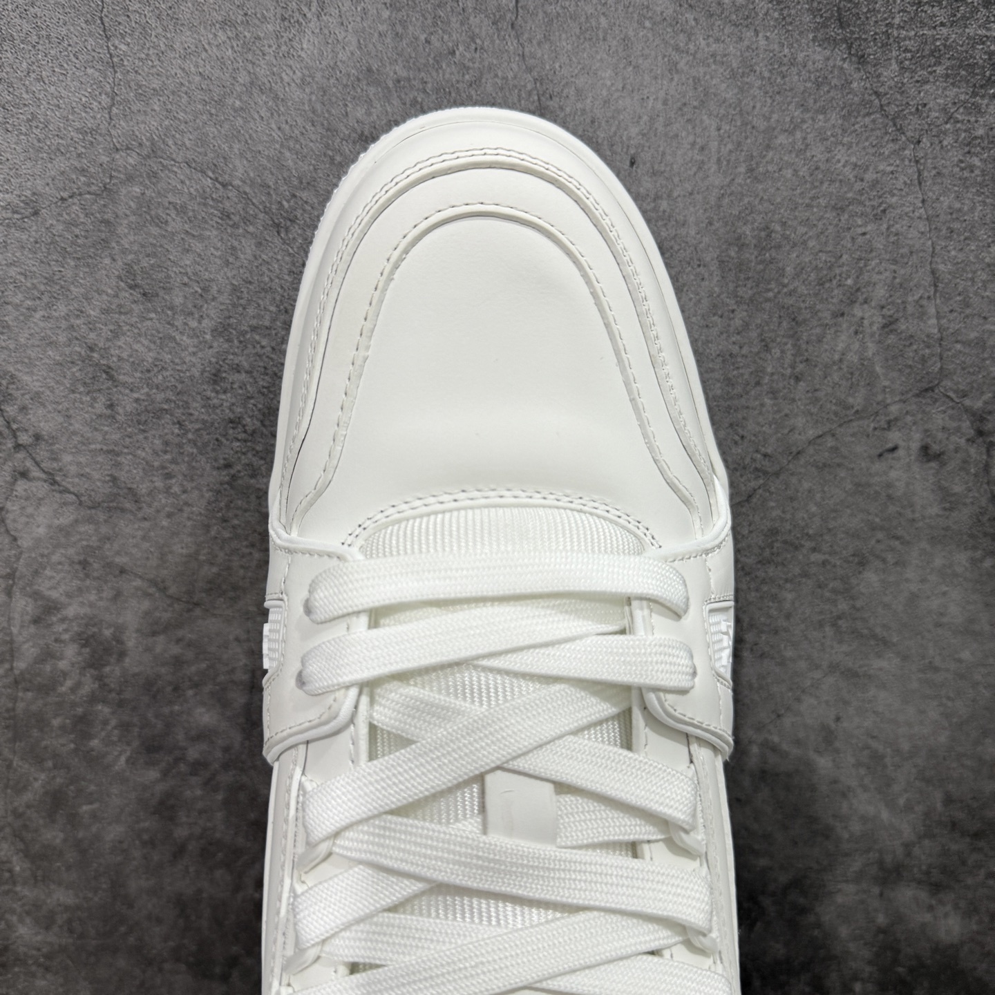 Louis Vuitton Trainer Sneaker T538008 | Suuperbuy Spreadsheet