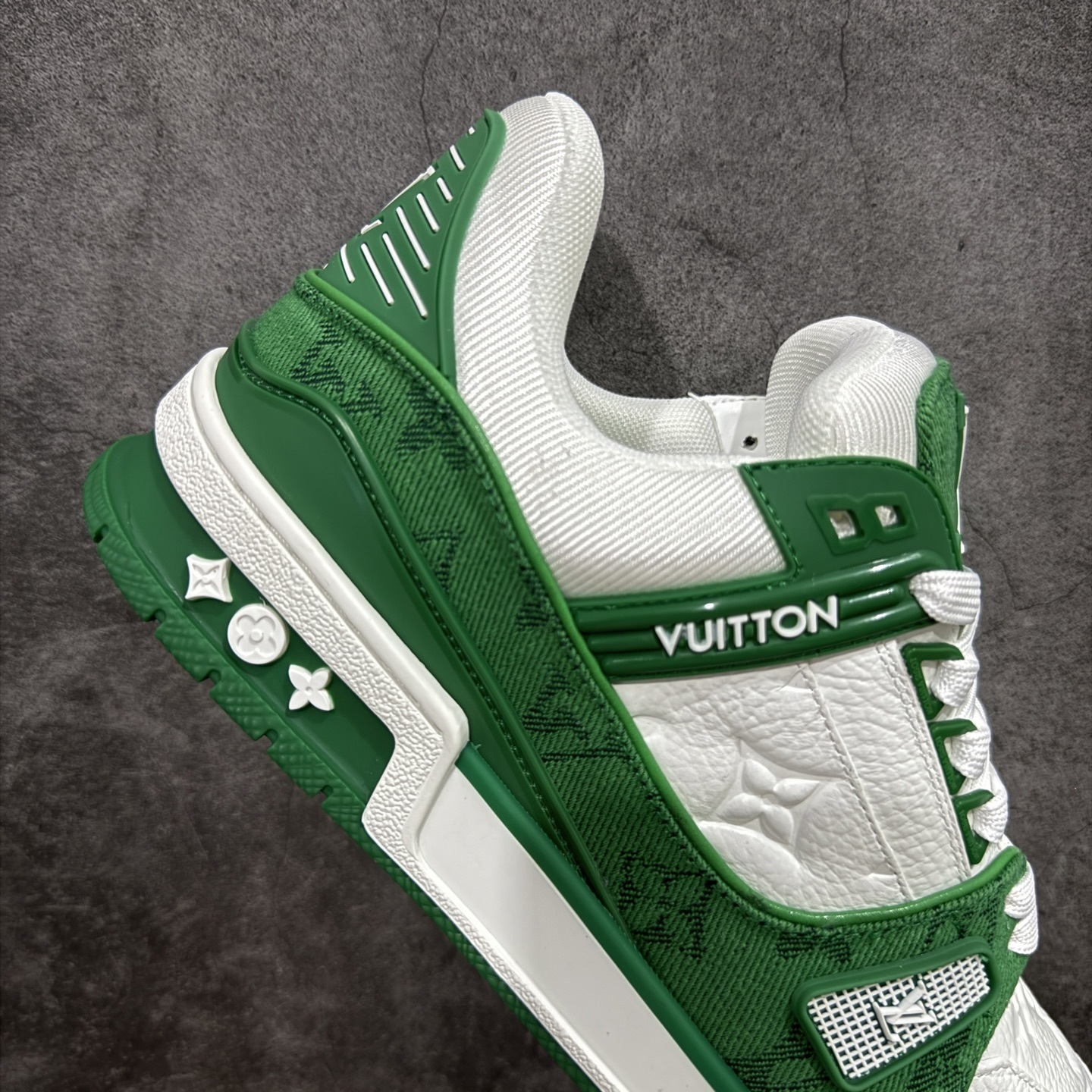 Louis Vuitton Trainer Sneaker T538009 | Suuperbuy Spreadsheet