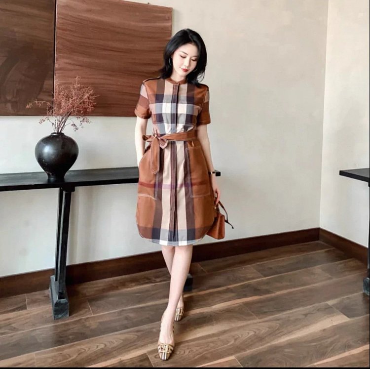 Burberry  British style casual mid length shirt skirt with floral patterns | Suuperbuy Spreadsheet