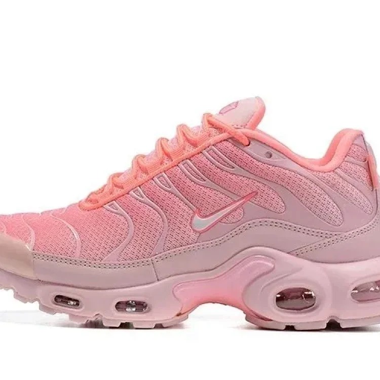 Max Plus TN (2) Casual Sneakers