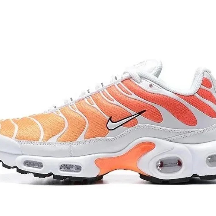 Max Plus TN (2) Casual Sneakers