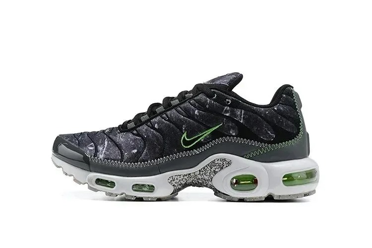 Max Plus TN (2)Casual sneakers
