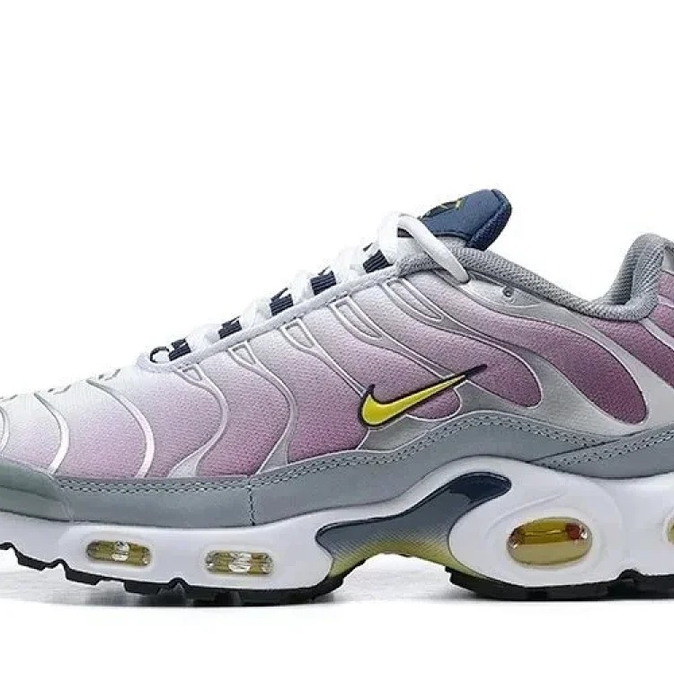 Max Plus TN (2) Casual Sneakers