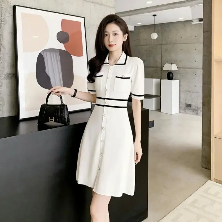 Temperament White Lapel Short-sleeved Slim High-waisted A-line Skirt Small Fragrant Ice Silk Knitted Sweater