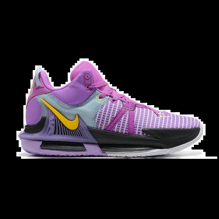 LeBron Witness 7Casual sneakers