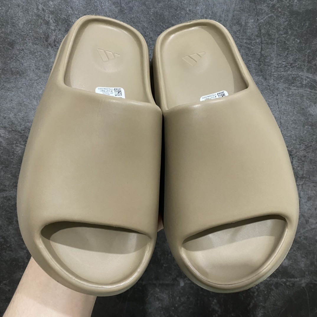 Adidas Slippers T538017