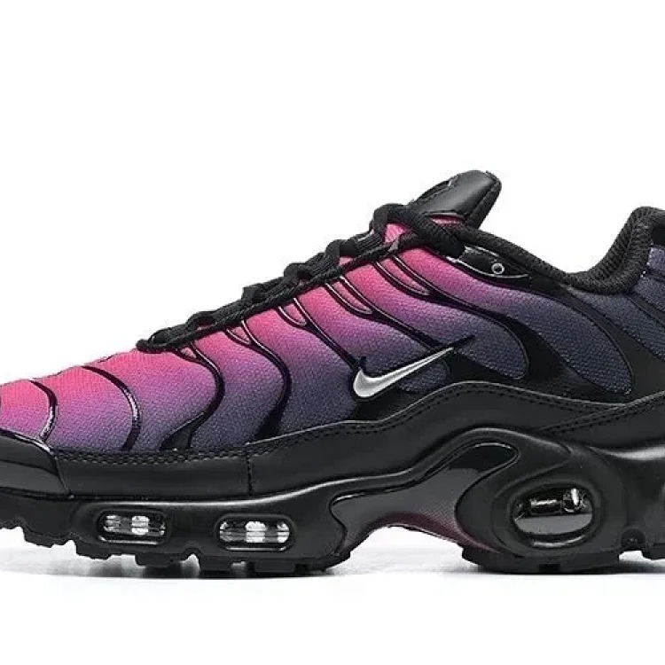 Max Plus TN (2) Casual Sneakers